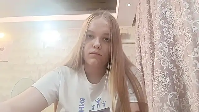 Lali_Boms webcam