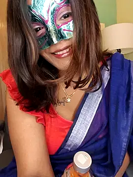 Queenniaa webcam