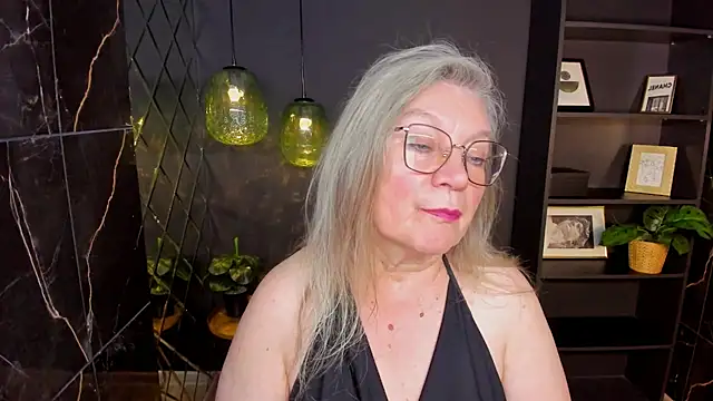 NataliMellow live cam