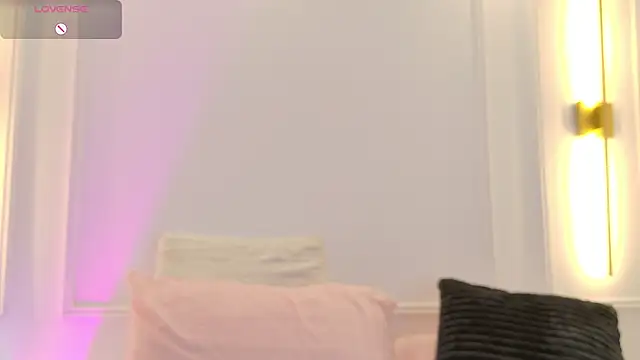 Mia_rom11 webcam