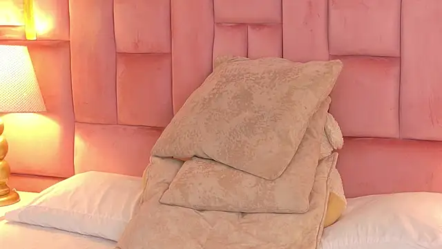 ArianaFranco webcam
