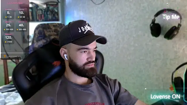 _Serious_Man webcam