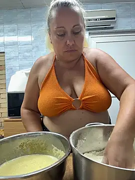 sabinasweety (G milf) - Jumping tits