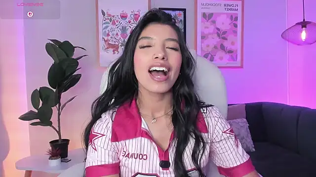 Tiffany_Low