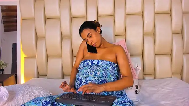 MelanyStone_ webcam