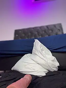 Sari_Ellison_ webcam