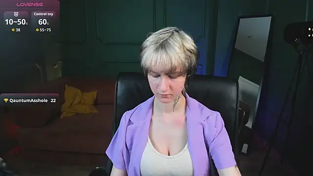 Senpai_Sins webcam