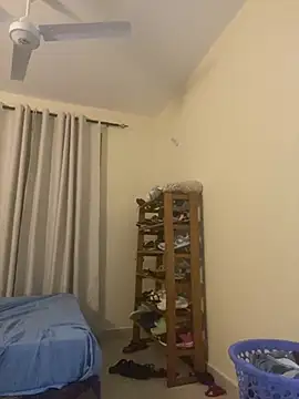 FREAKYBBW_001 webcam