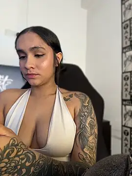 Isabella-Teen webcam