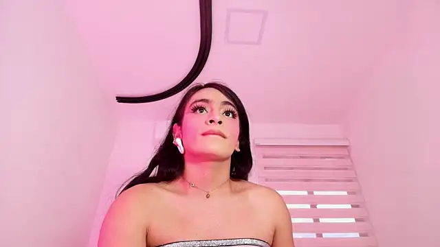 Malaia_thompson_ webcam