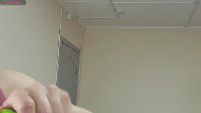RuthHalll webcam