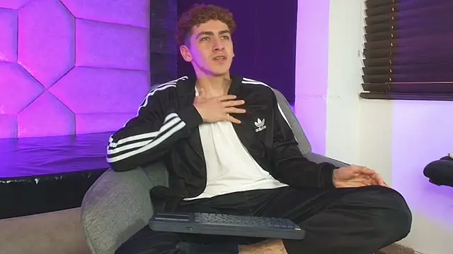 Tyler_Mcrey webcam