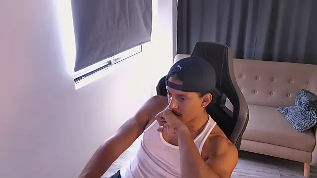 Liam_V webcam
