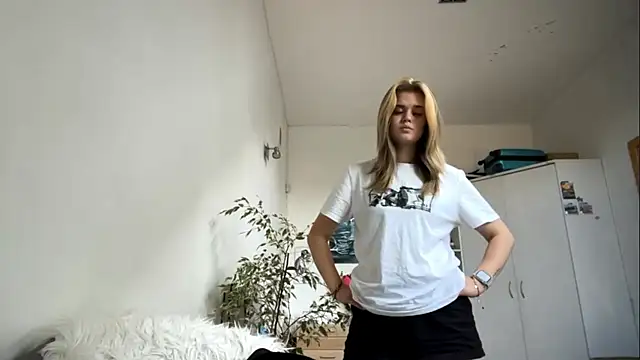 MiaRoika webcam
