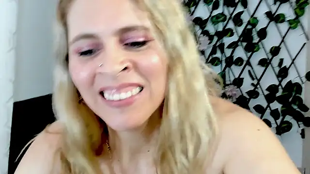 samanthaExsotic webcam