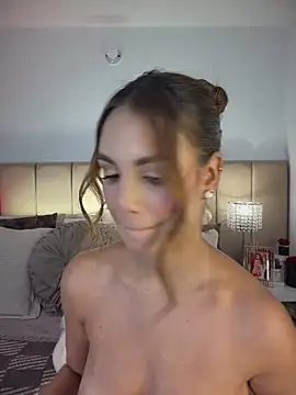 Lia_Brooks webcam