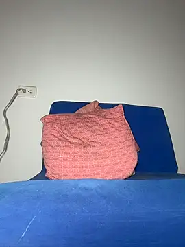 LilaRvsh webcam
