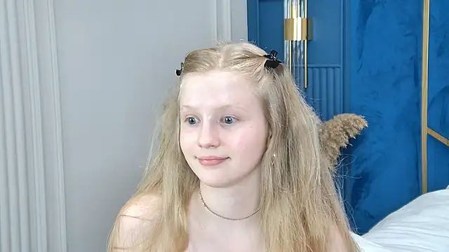 LilianHowards webcam