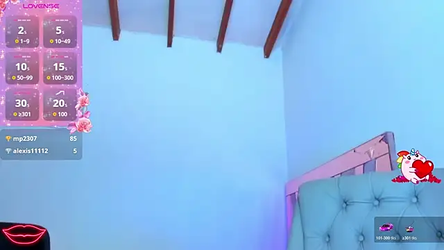 SkyeGabbyRose webcam