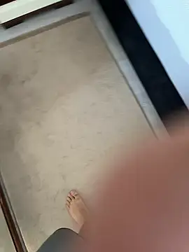 Errie1327 webcam