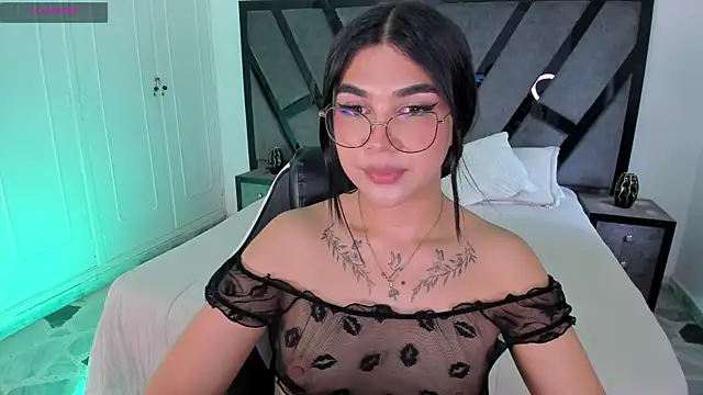 RoseCassie webcam