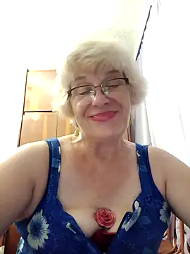 52MiaLove02 webcam