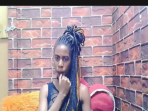 Ebony_sweetpeach