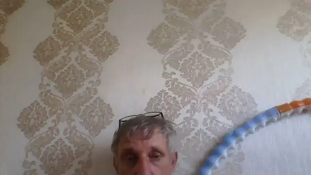 BobbyXRoyal webcam