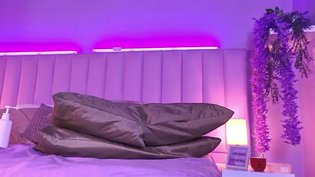 LunaBaxter_ webcam