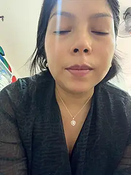 ISABELLA__LUNA webcam
