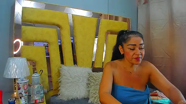 VikyThomsonn