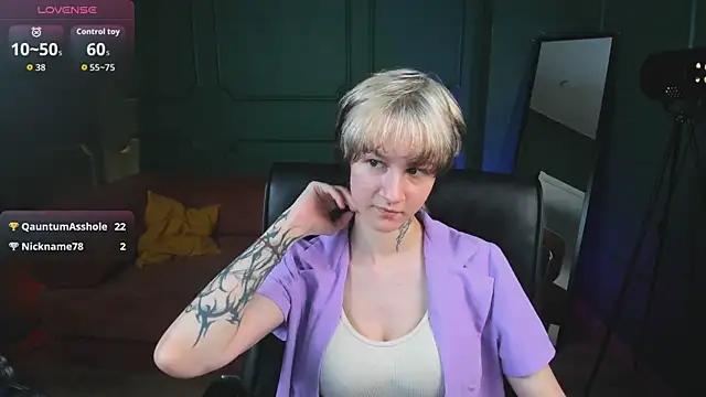 Senpai_Sins webcam