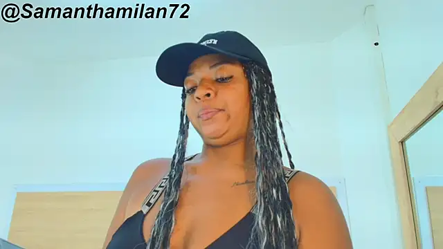 SamanthaMilann live cam on StripChat