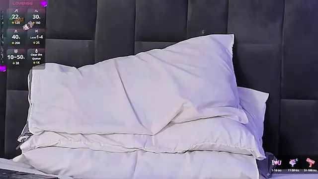 light_eyes_ live cam on StripChat
