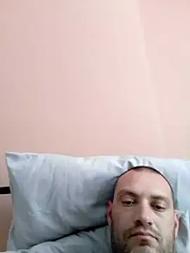 klanvezer live cam on StripChat