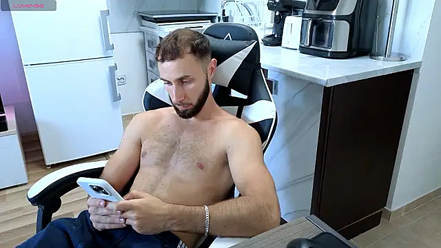 RyanStorm_ webcam