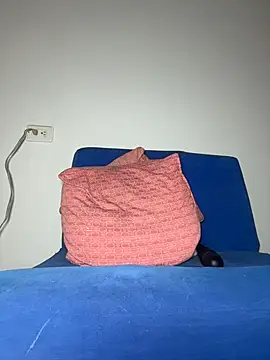 LilaRvsh webcam