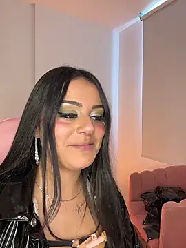 sofiaqueen__ webcam