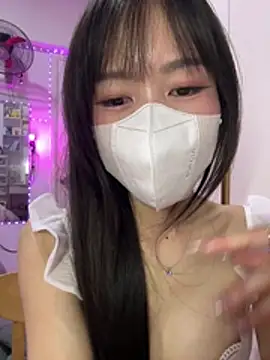 Lov3lily webcam