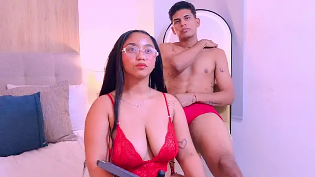 RoseAndDominic webcam