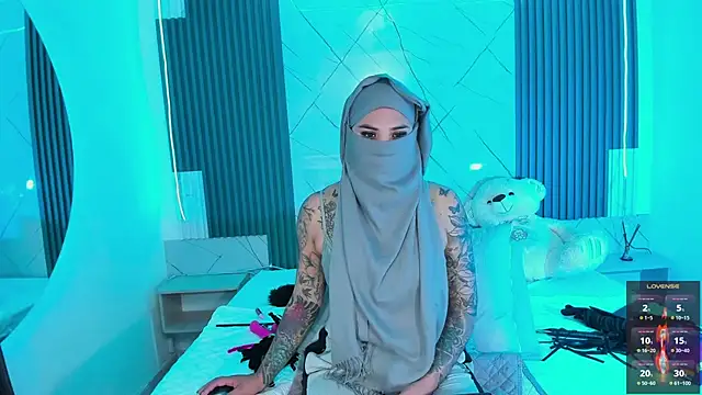 Nayla-Mouna webcam