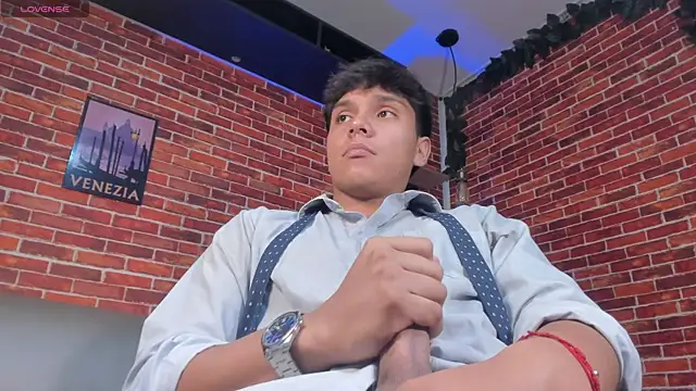 Thiago_Kozak live cam