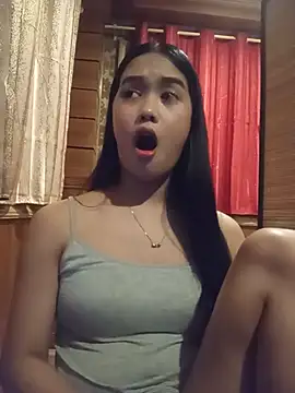 slutty_aki webcam