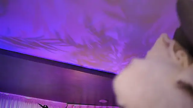HotBustyBabeX webcam