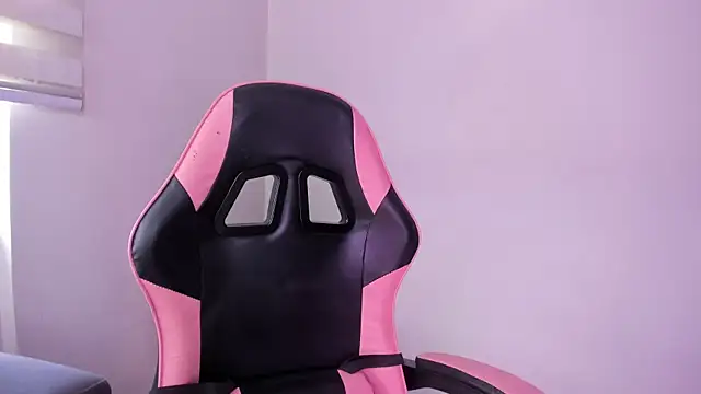 Arianna_Jannes webcam
