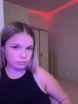 KimEvanss webcam