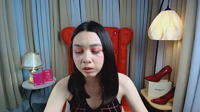 Lia_Hilton1 webcam