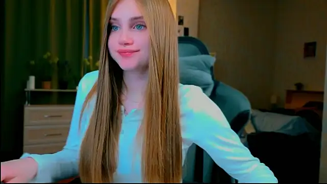 yourbeautyarya webcam