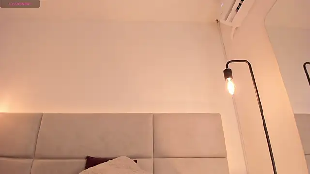 Suzzy_flowerss webcam
