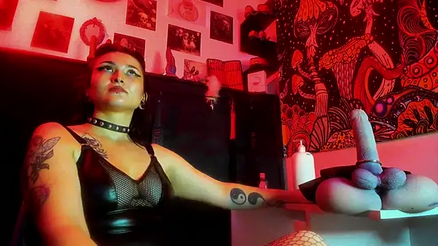 madame_ibby webcam